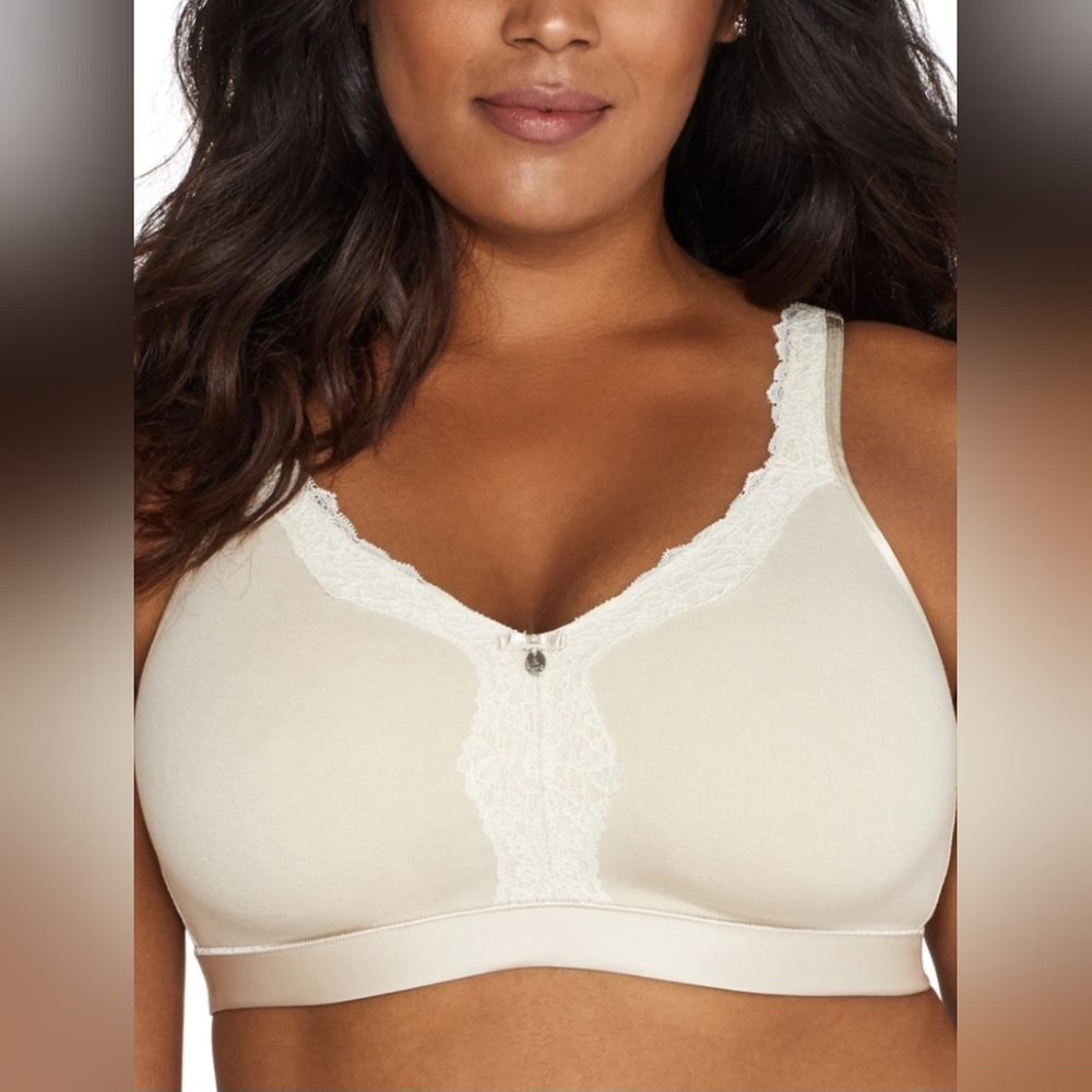 40C Curvy Couture Ivory Lace Trim Smoothing Bra